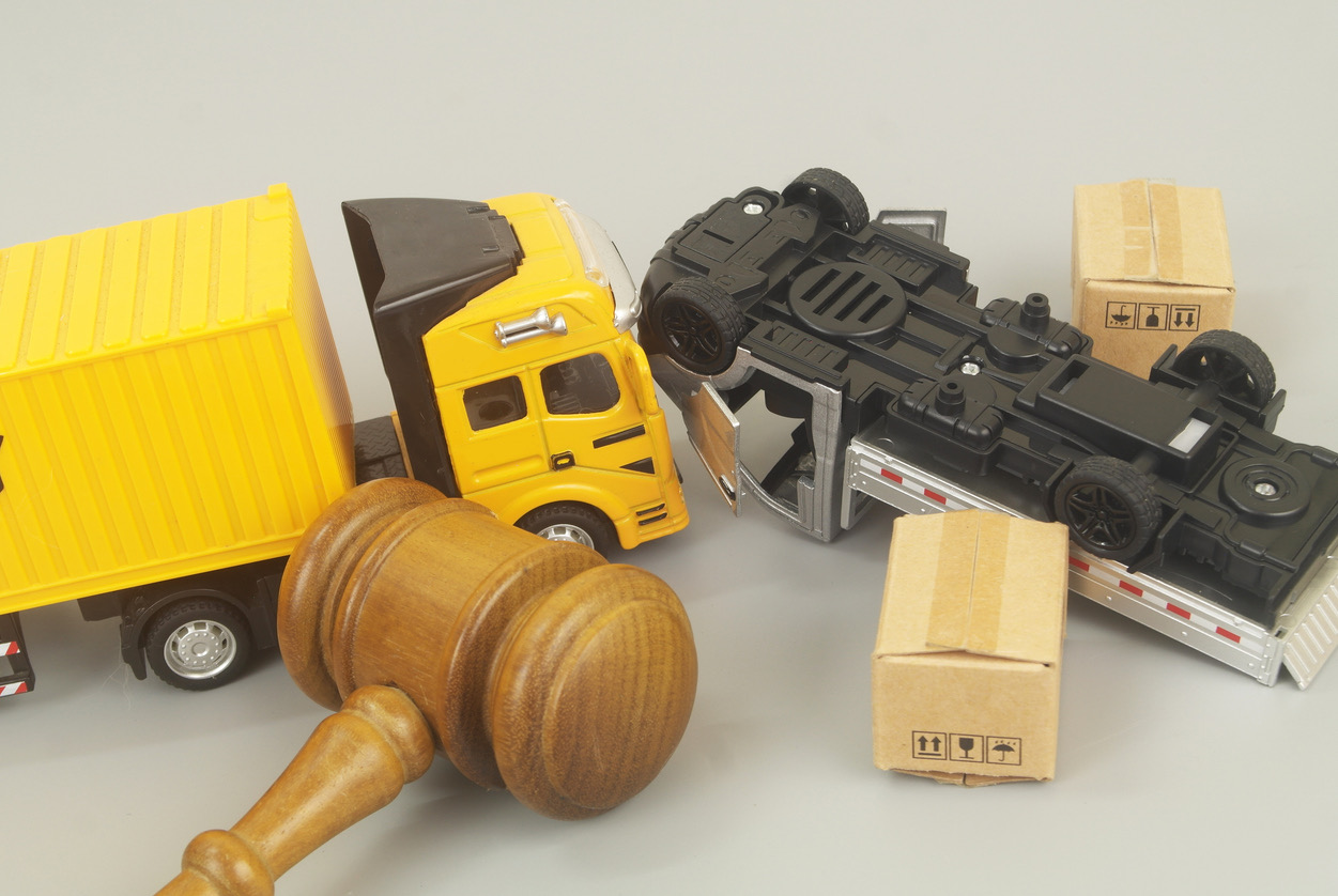 10 Critical Evidence You Cannot Afford to Miss in a Commercial Truck Accident Lawsuit
