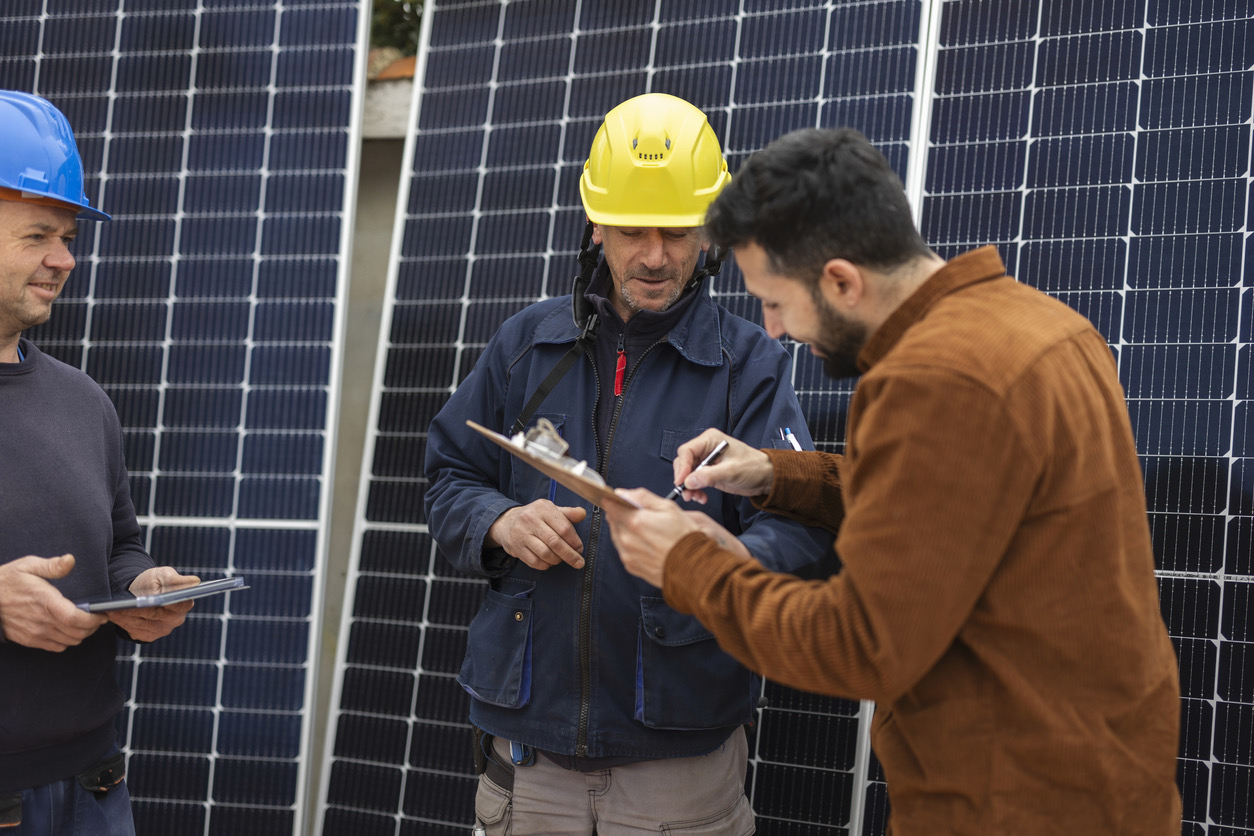 10 Tips to Vet a Solar Company Before Signing: A Consumer Protection Checklist