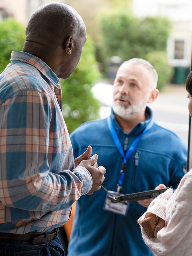 Door-to-door solar salesman using high-pressure tactics